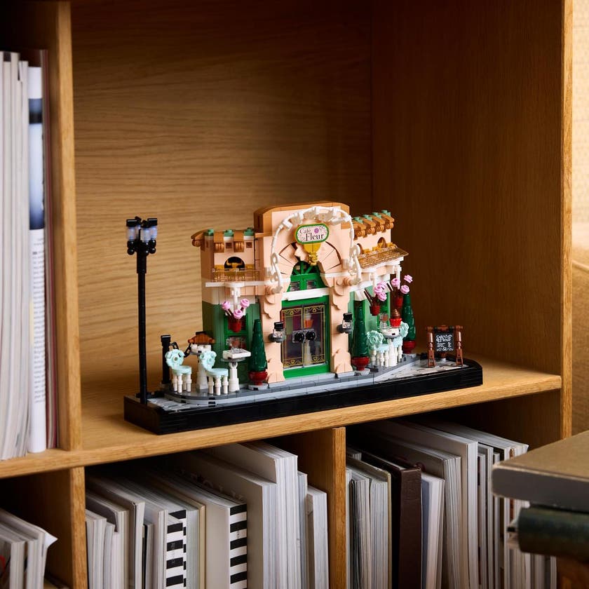 LEGO Icons 10362, French Café